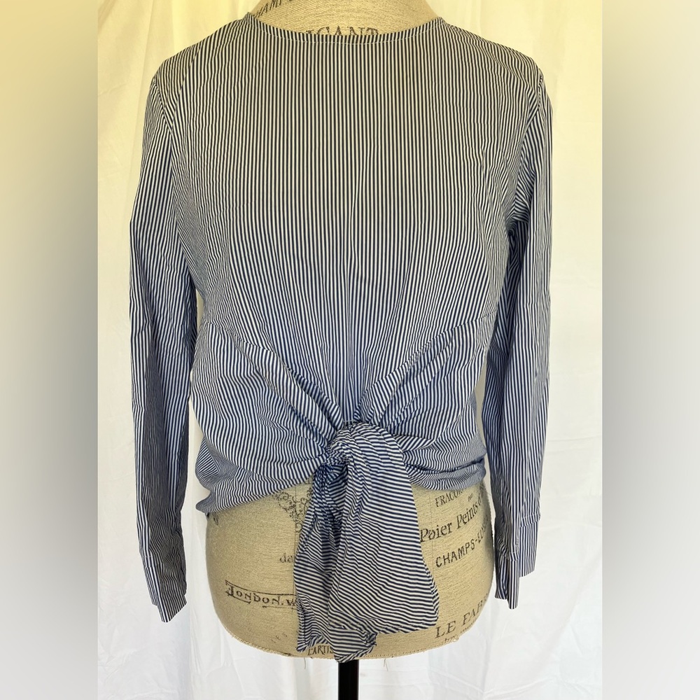 Paraphrase Womens 3/4 Sleeve Tie Front Blouse in Blue/White Pinstripe Sz M